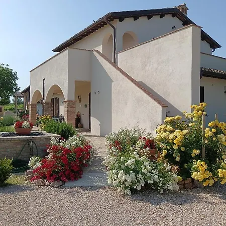 L'antico Fienile Alojamento de Turismo Rural Montefalco